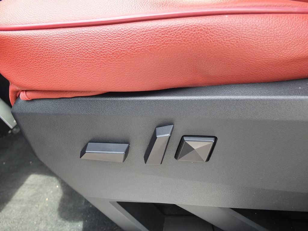 Used 2025 Tesla Cybertruck AWD Crew Cab image 25