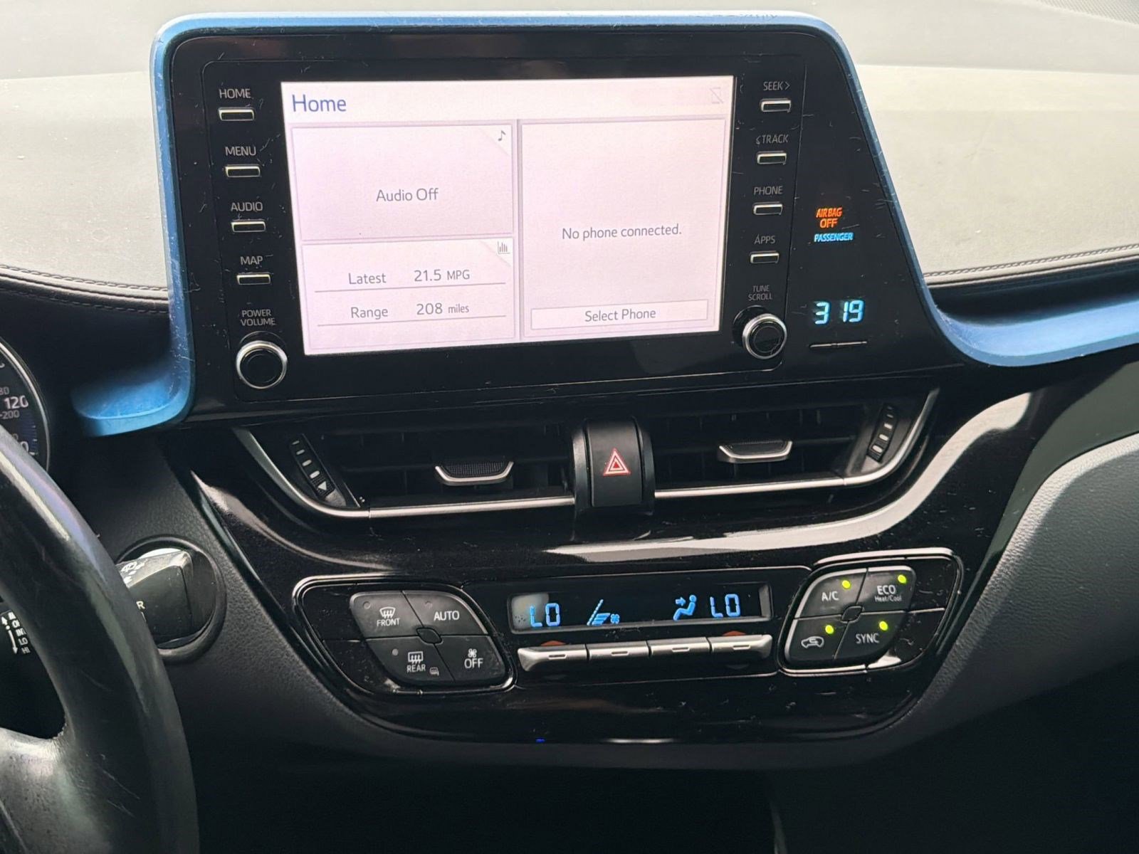 Used 2019 Toyota C-HR XLE FWD image 23