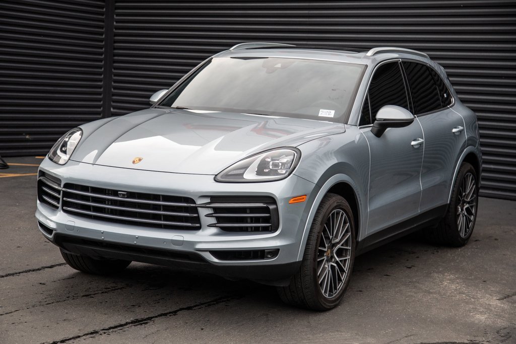 Certified 2023 Porsche Cayenne image 1