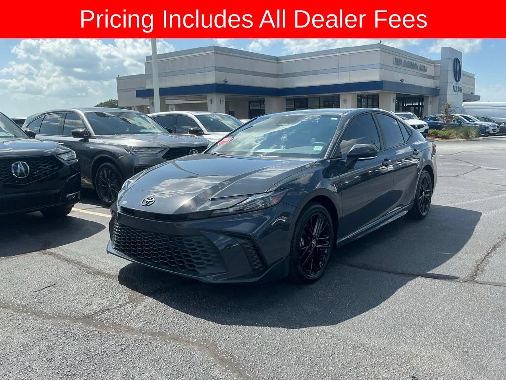 Used 2025 Toyota Camry SE w/ Convenience Package AWD/4WD video 1