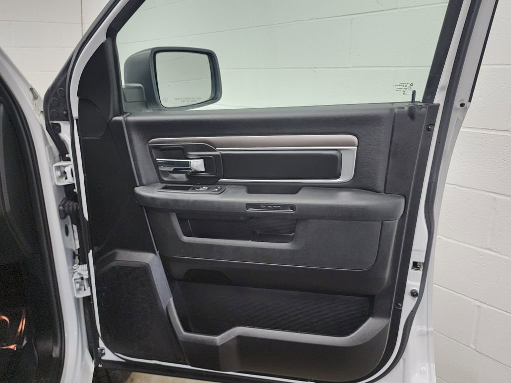 Used 2024 RAM 1500 Classic Warlock AWD/4WD image 26