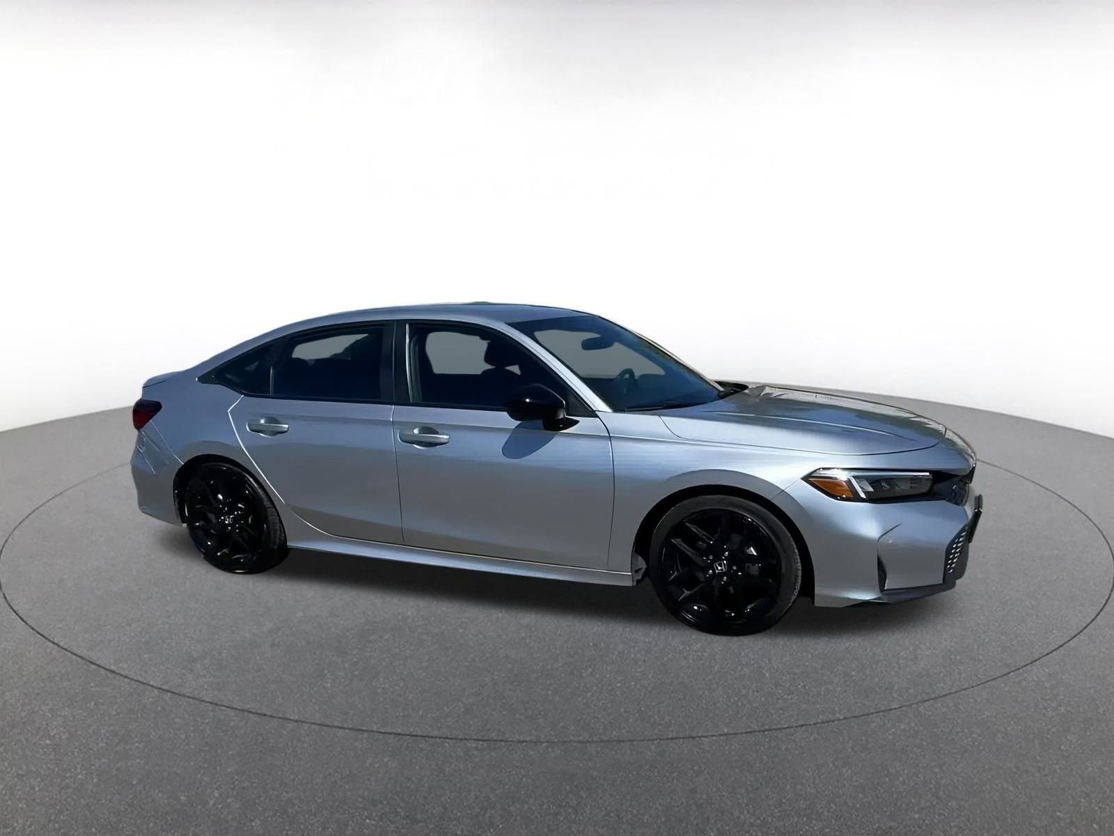 Used 2025 Honda Civic Sport image 2