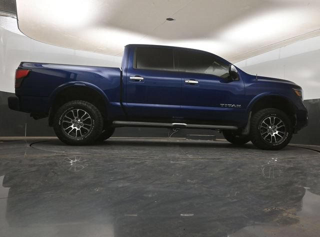 Used 2021 Nissan Titan Platinum Reserve AWD/4WD image 16