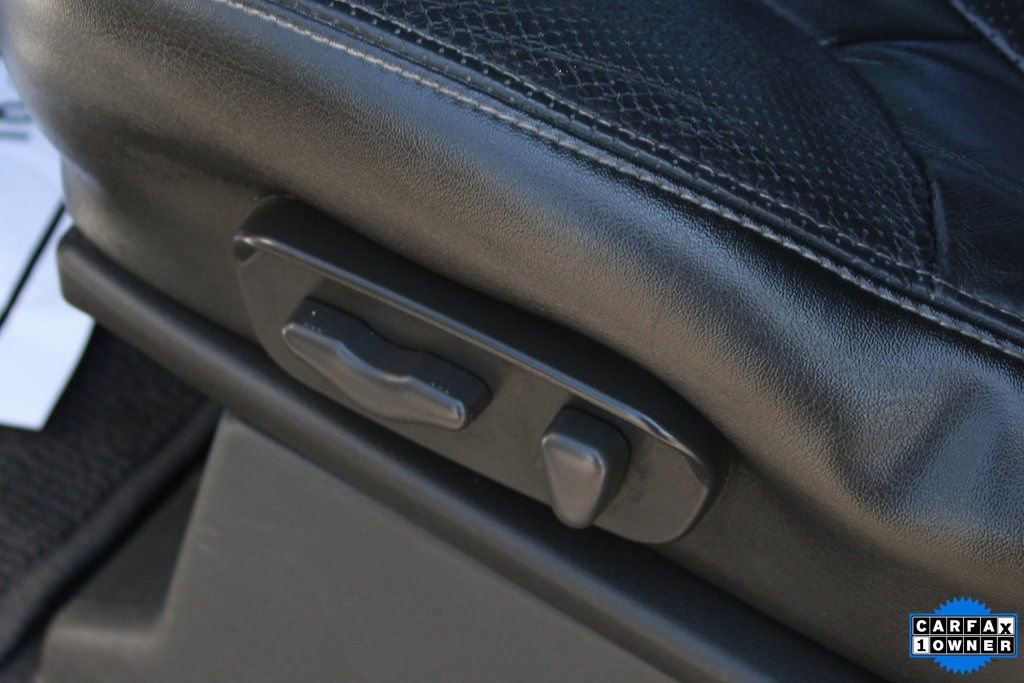 Used 2021 Nissan Frontier PRO-4X w/ Pro-4x Utility Package image 17