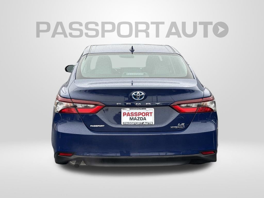 Used 2023 Toyota Camry LE image 3