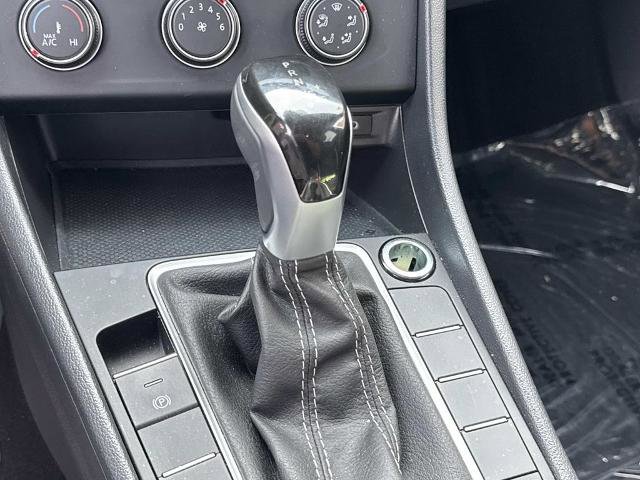 Used 2024 Volkswagen Jetta Sport FWD image 25