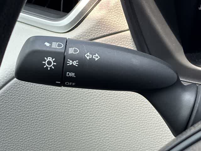 Used 2026 Toyota Corolla Cross L FWD image 27