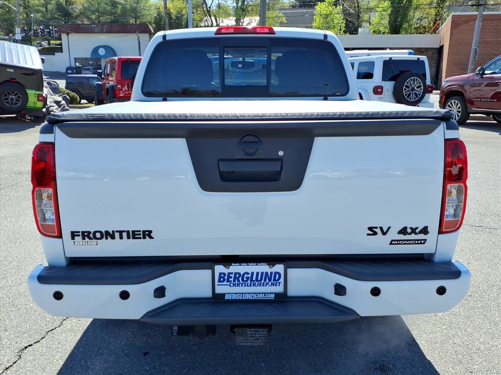 Used 2020 Nissan Frontier SV w/ Midnight Edition Floor Mats image 5