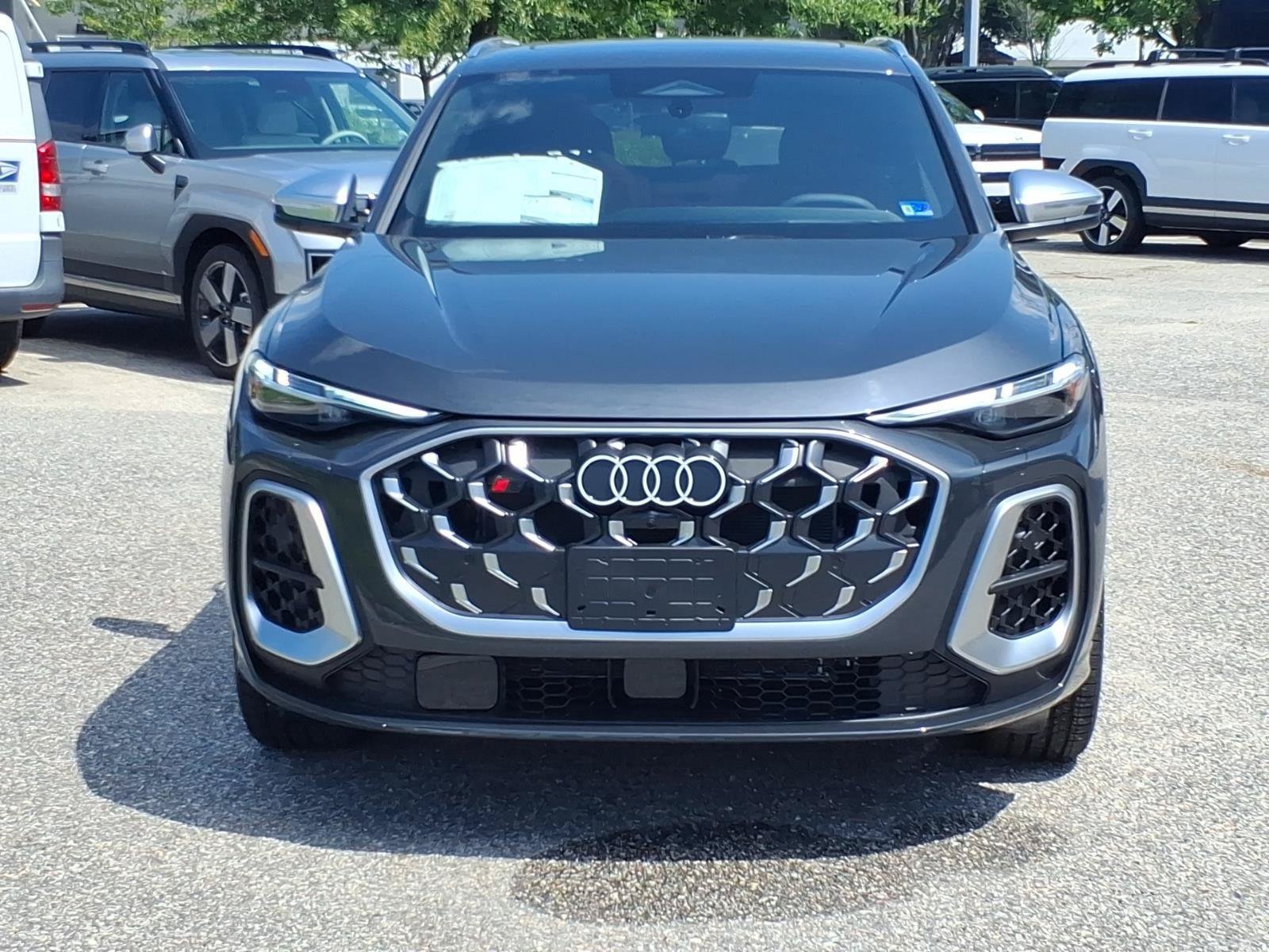 New 2026 Audi SQ5 Prestige AWD/4WD image 2
