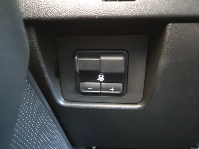 Used 2024 Chevrolet Colorado Trail Boss w/ Technology Package AWD/4WD image 10