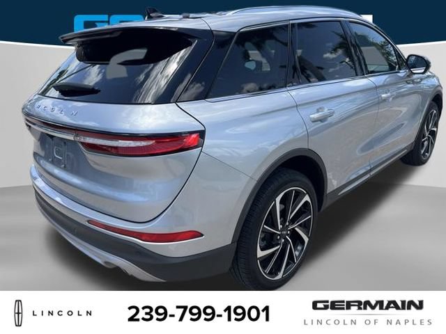 Used 2023 Lincoln Corsair Reserve w/ Equipment Group 201A FWD image 7