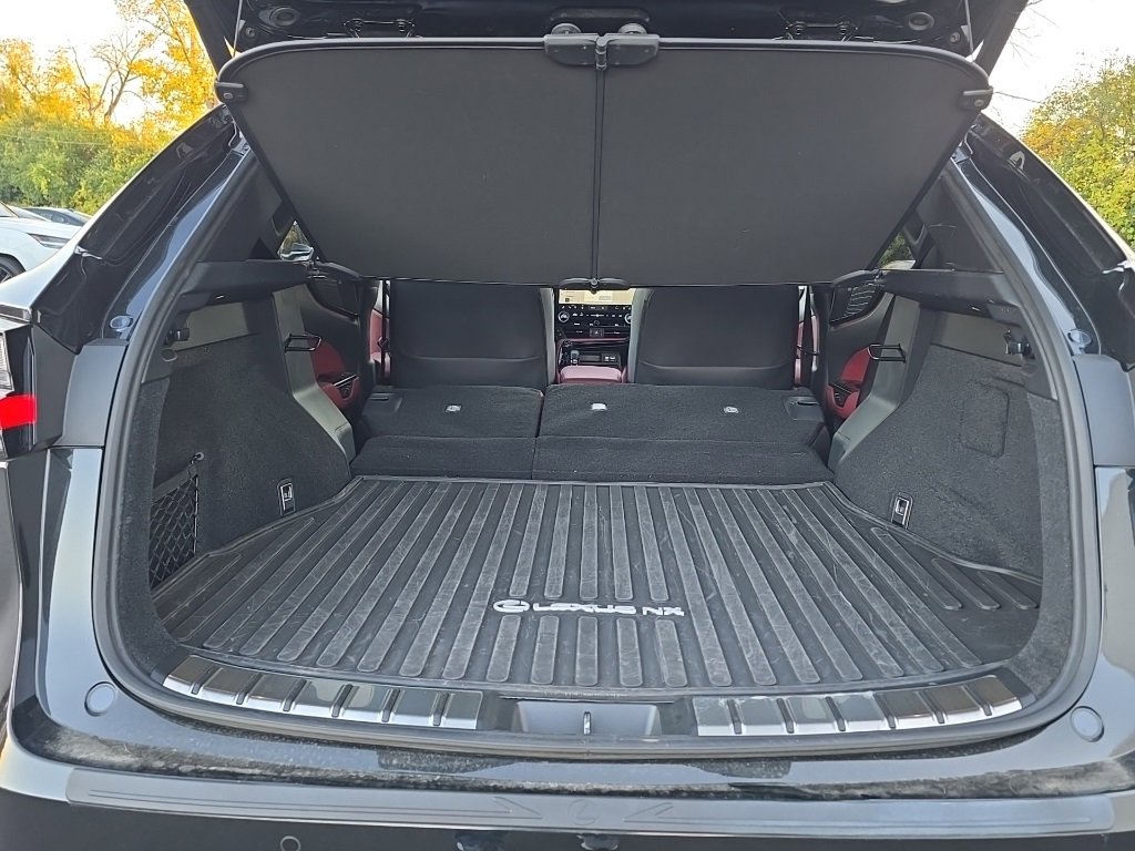 Used 2024 Lexus NX 300h AWD w/ Luxury Package image 33