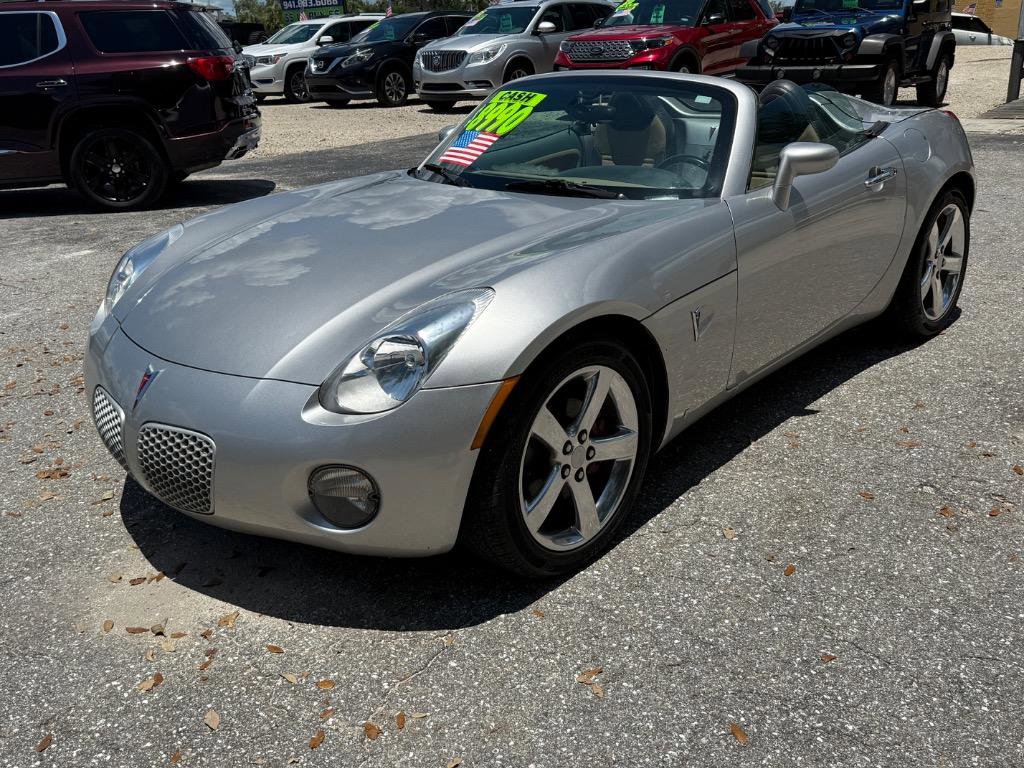 Used 2006 Pontiac Solstice Convertible w/ Premium Package image 12