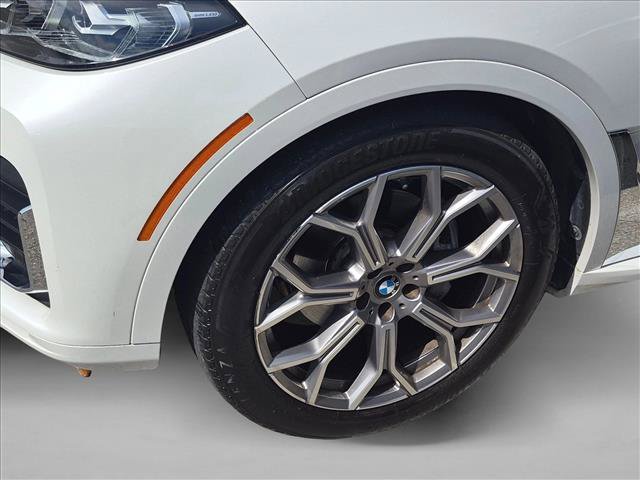 Used 2022 BMW X7 xDrive40i AWD/4WD image 22