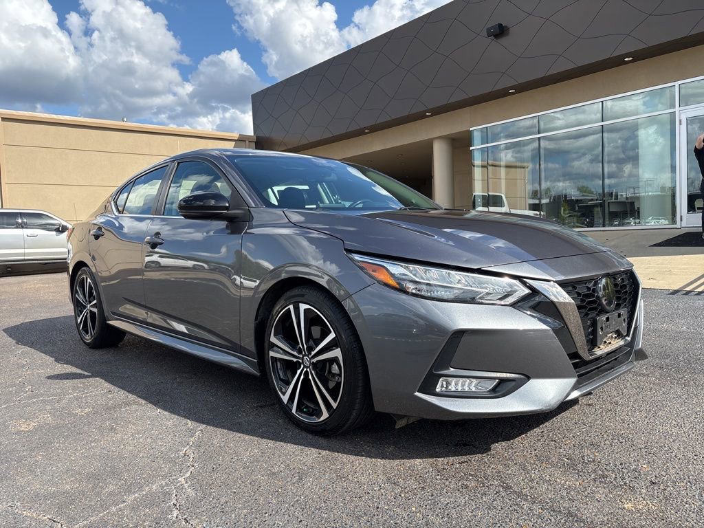 Used 2022 Nissan Sentra SR w/ Trunk Package image 3