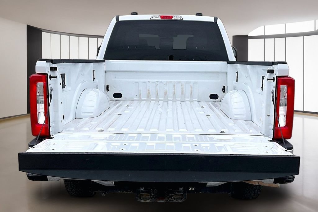 Used 2023 Ford F250 XLT w/ FX4 Off-Road Package AWD/4WD image 29