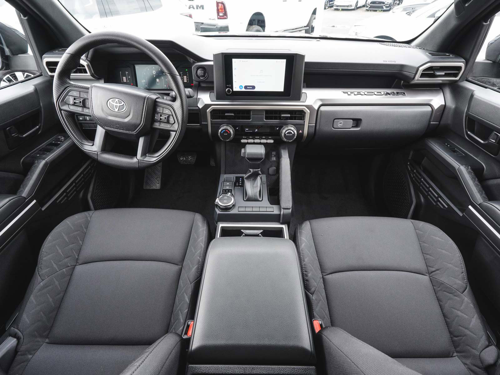 Used 2025 Toyota Tacoma SR5 image 34