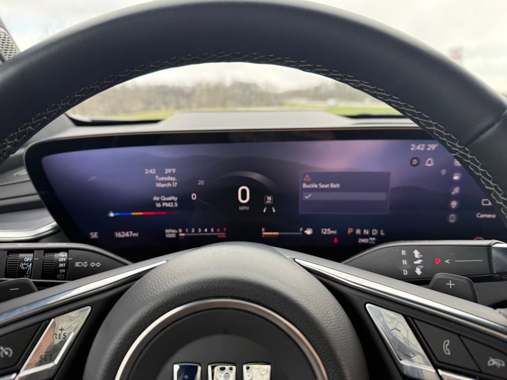 Used 2025 Buick Enclave Sport Touring image 39