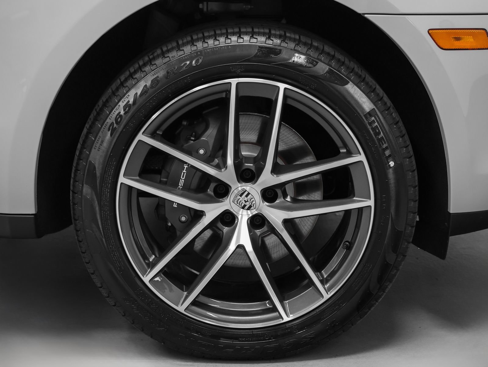 New 2026 Porsche Macan AWD/4WD image 15