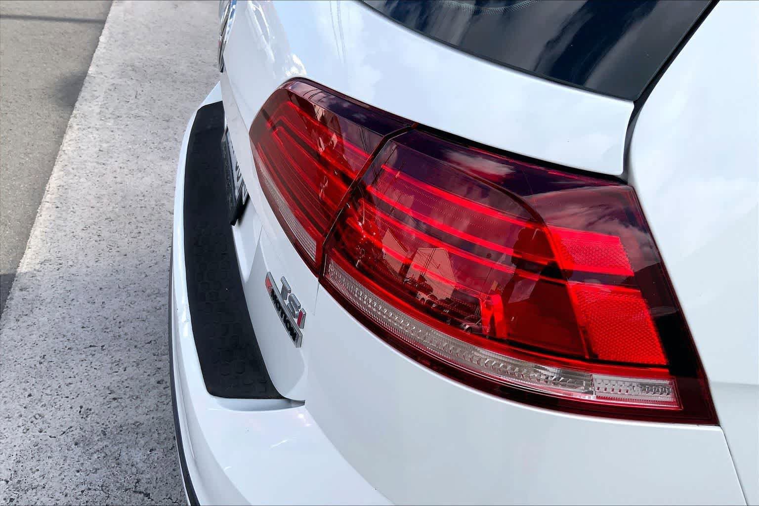 Used 2018 Volkswagen Golf Alltrack S AWD/4WD image 33