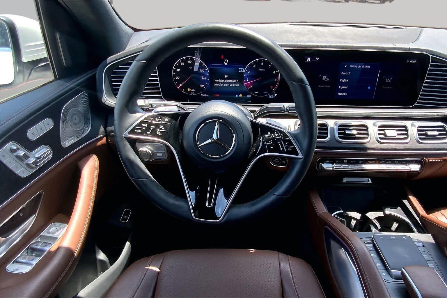 Used 2024 Mercedes-Benz GLE 350 4MATIC image 11