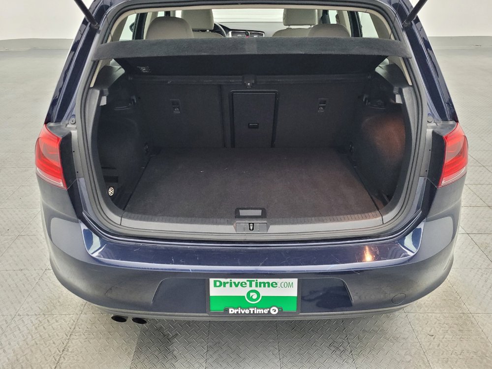 Used 2017 Volkswagen Golf S image 29