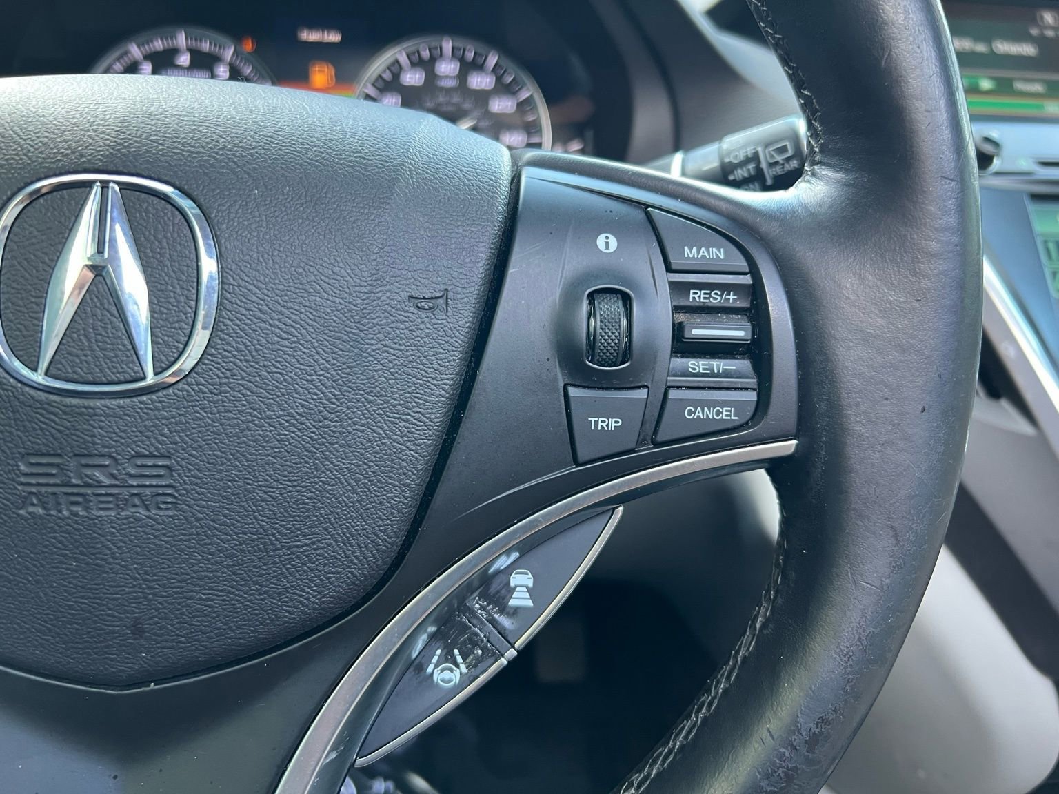 Used 2017 Acura MDX FWD image 35