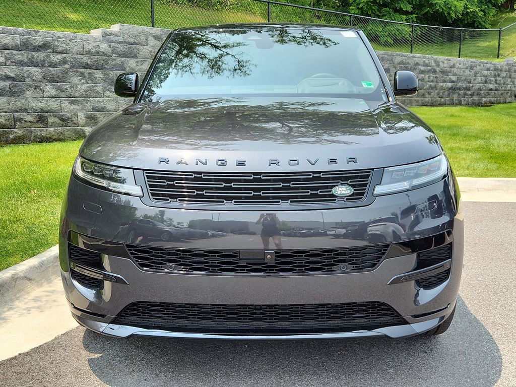 New 2025 Land Rover Range Rover Sport Dynamic SE image 8