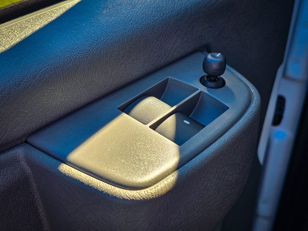 New 2025 GMC Savana 2500 Work Van 3D Cargo Van w/ Driver Convenience Package image 11