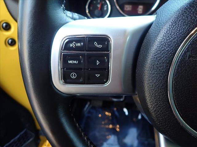 Used 2015 Jeep Wrangler Rubicon AWD/4WD image 12