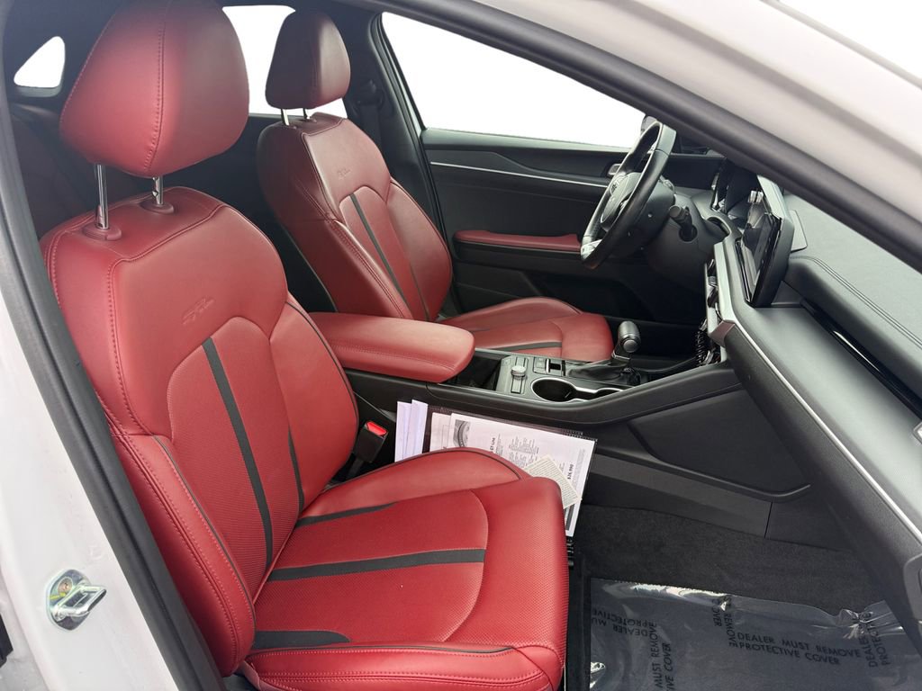 Used 2023 Kia K5 GT-Line image 17