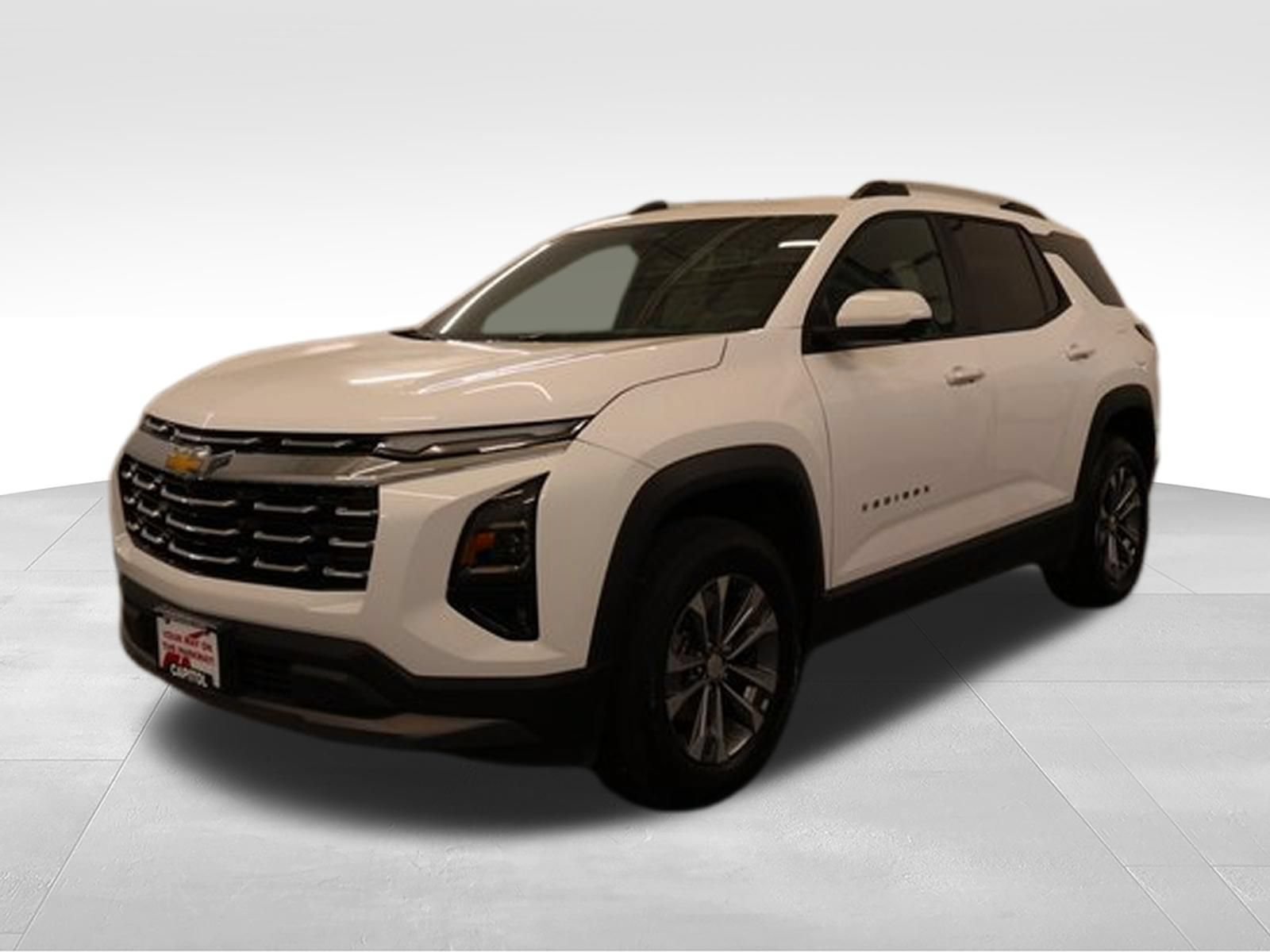 Used 2025 Chevrolet Equinox LT w/ Convenience Package II AWD/4WD image 5
