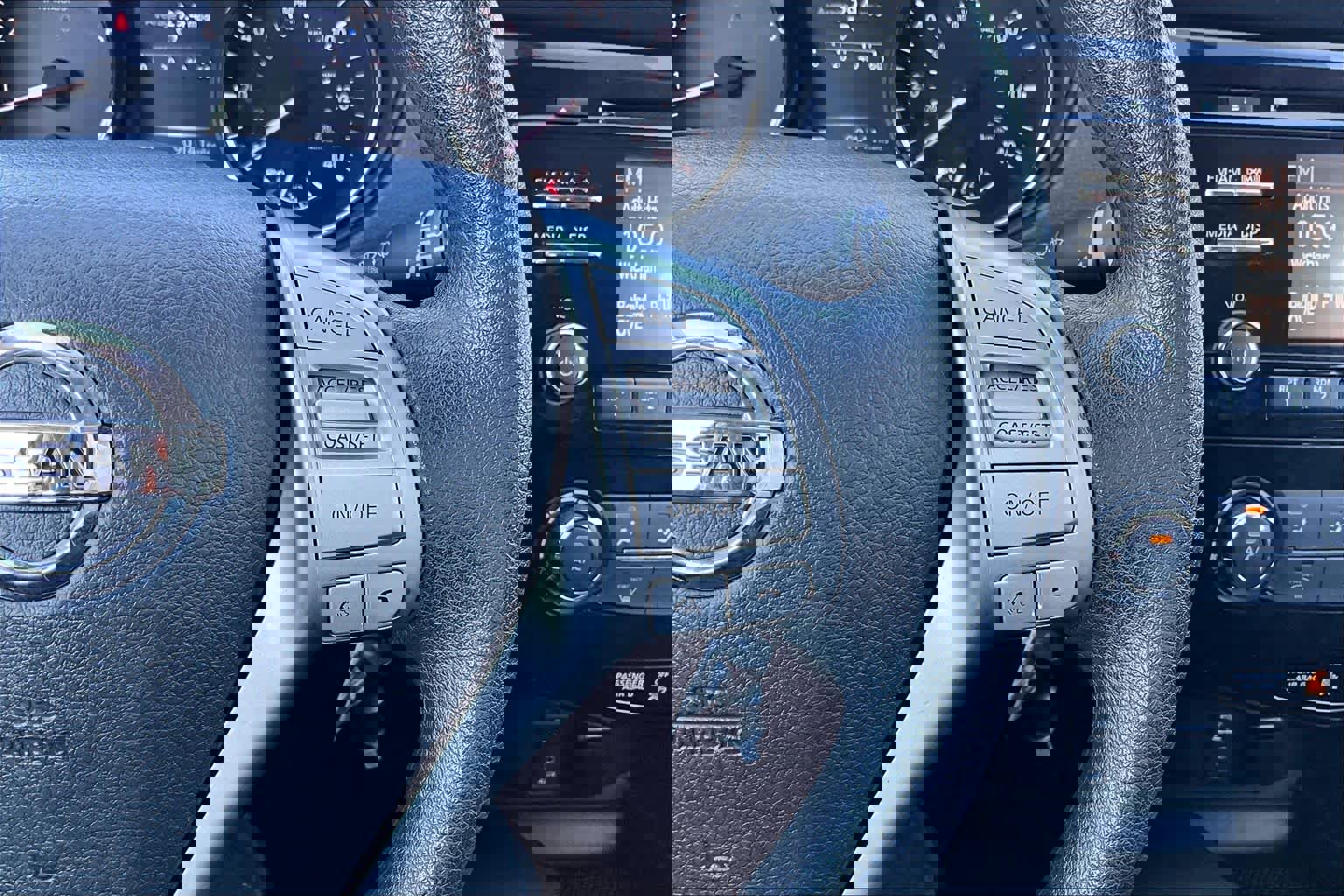 Used 2016 Nissan Rogue S w/ Appearance Package image 23