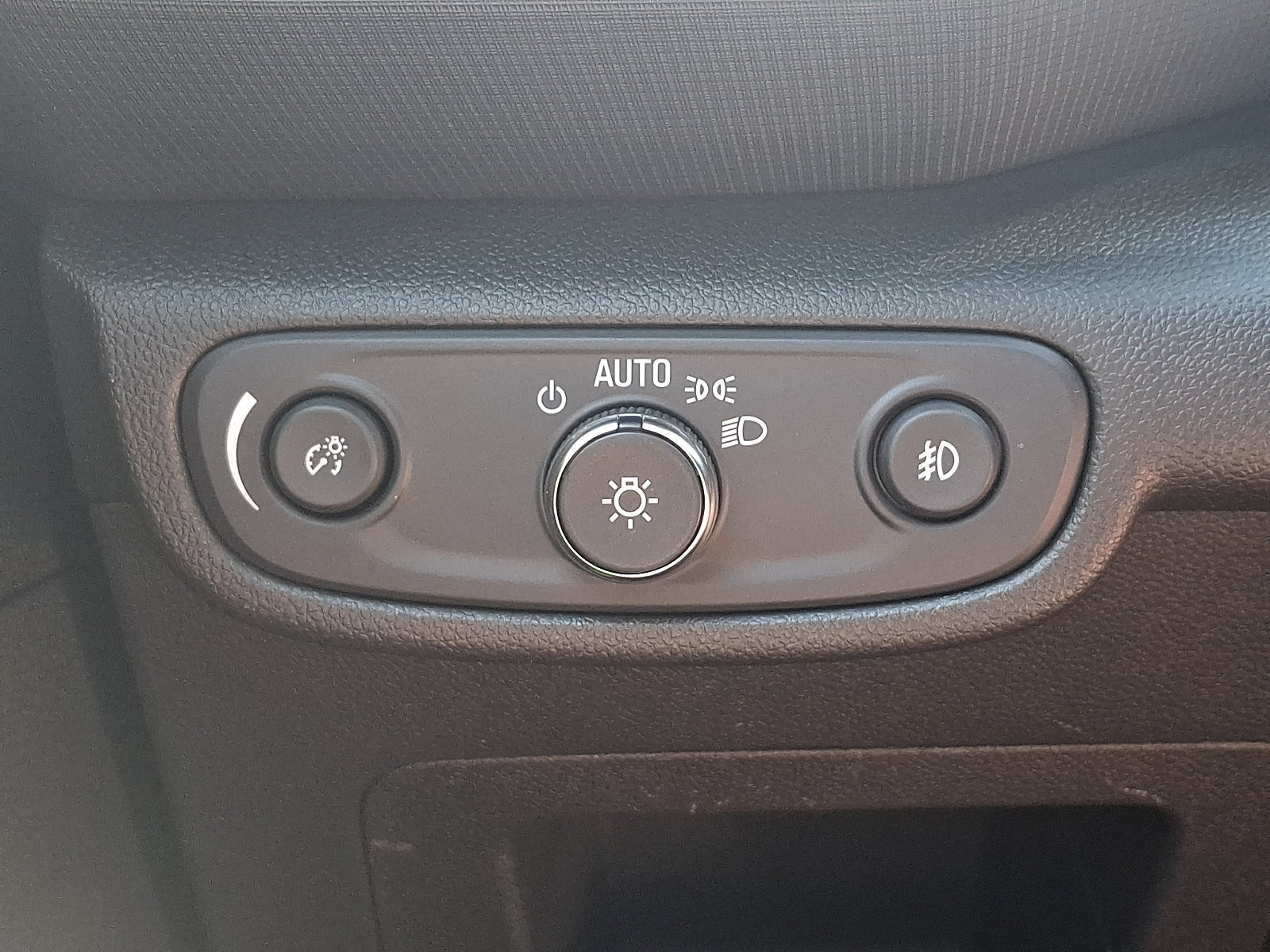 Used 2022 Chevrolet TrailBlazer ACTIV w/ Technology Package AWD/4WD image 22