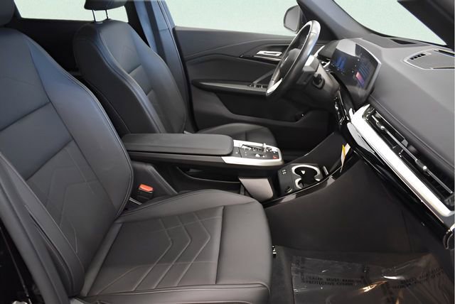 Used 2025 BMW X1 xDrive28i AWD/4WD image 19
