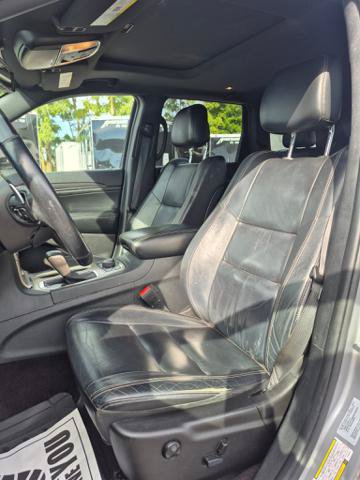 Used 2016 Jeep Grand Cherokee Limited AWD/4WD image 12