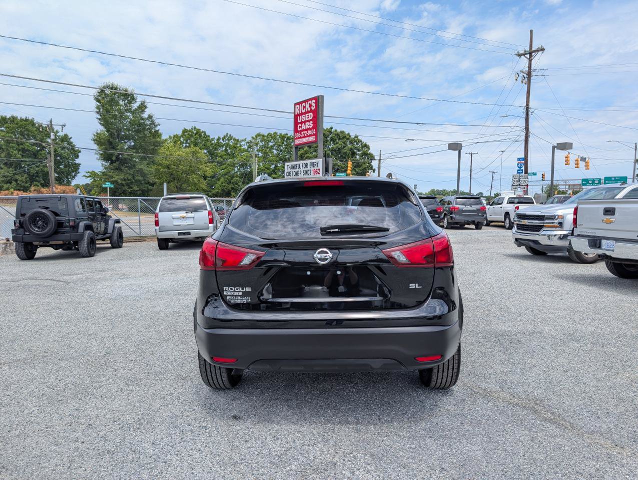 Used 2018 Nissan Rogue Sport SL w/ SL Premium Package FWD image 8
