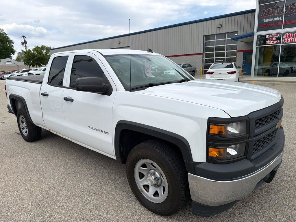 Used 2014 Chevrolet Silverado 1500 W/T w/ Chrome Bumper Package RWD image 2