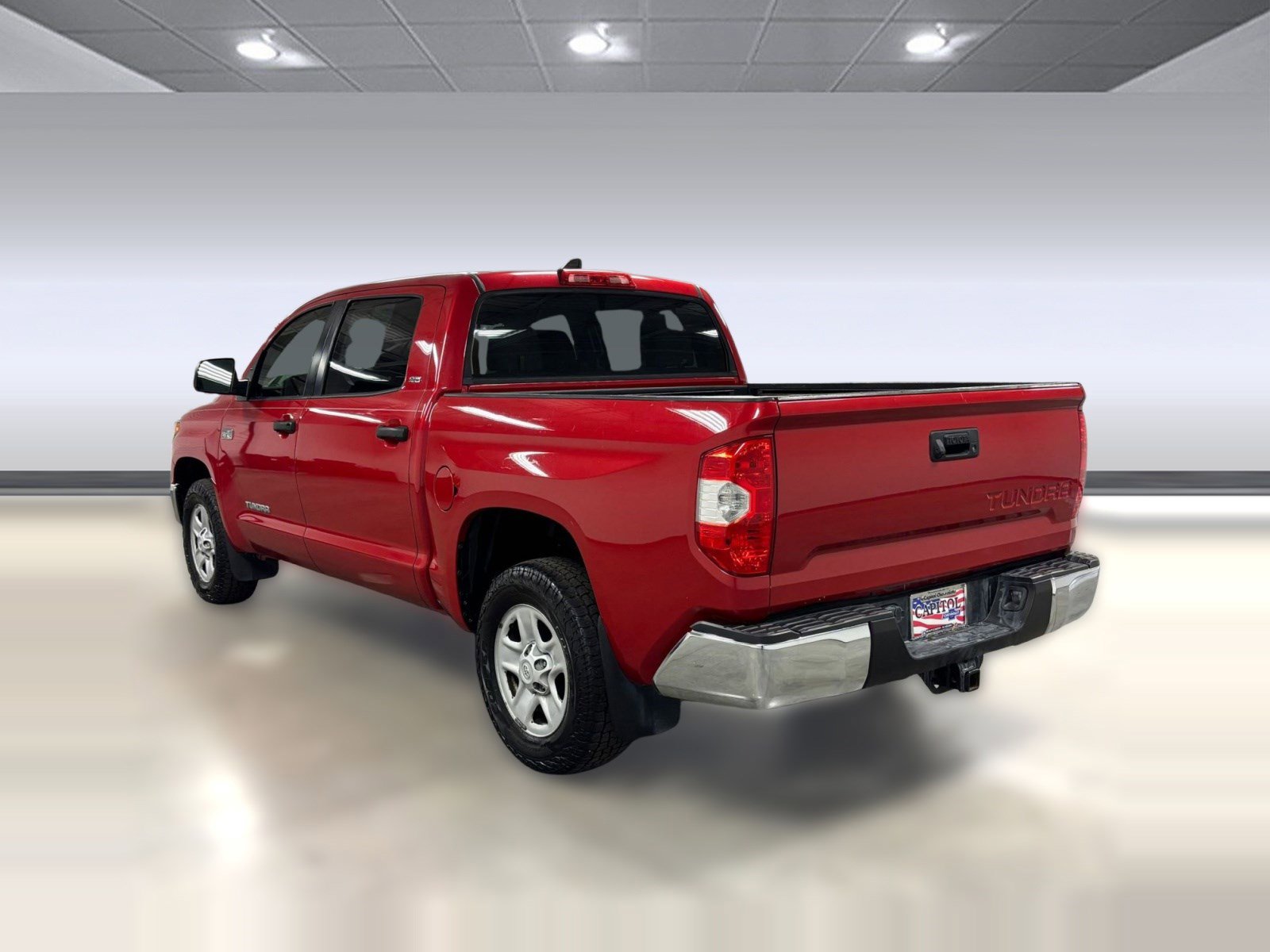 Used 2020 Toyota Tundra SR5 w/ SR5 Leather Package image 2