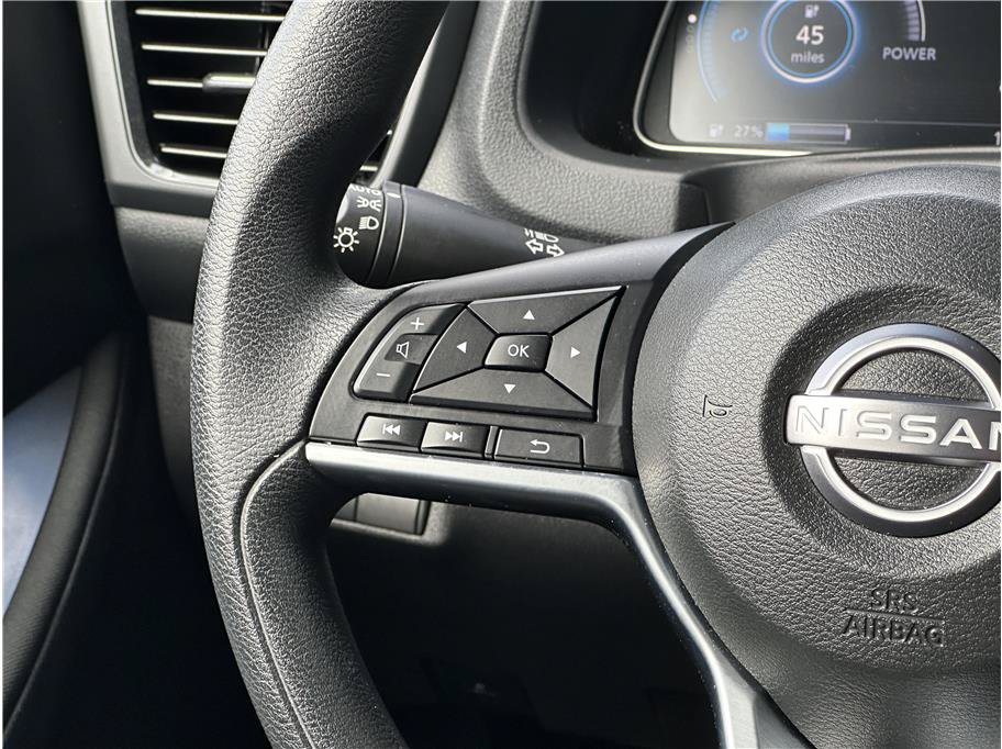 Used 2025 Nissan Leaf S FWD image 20