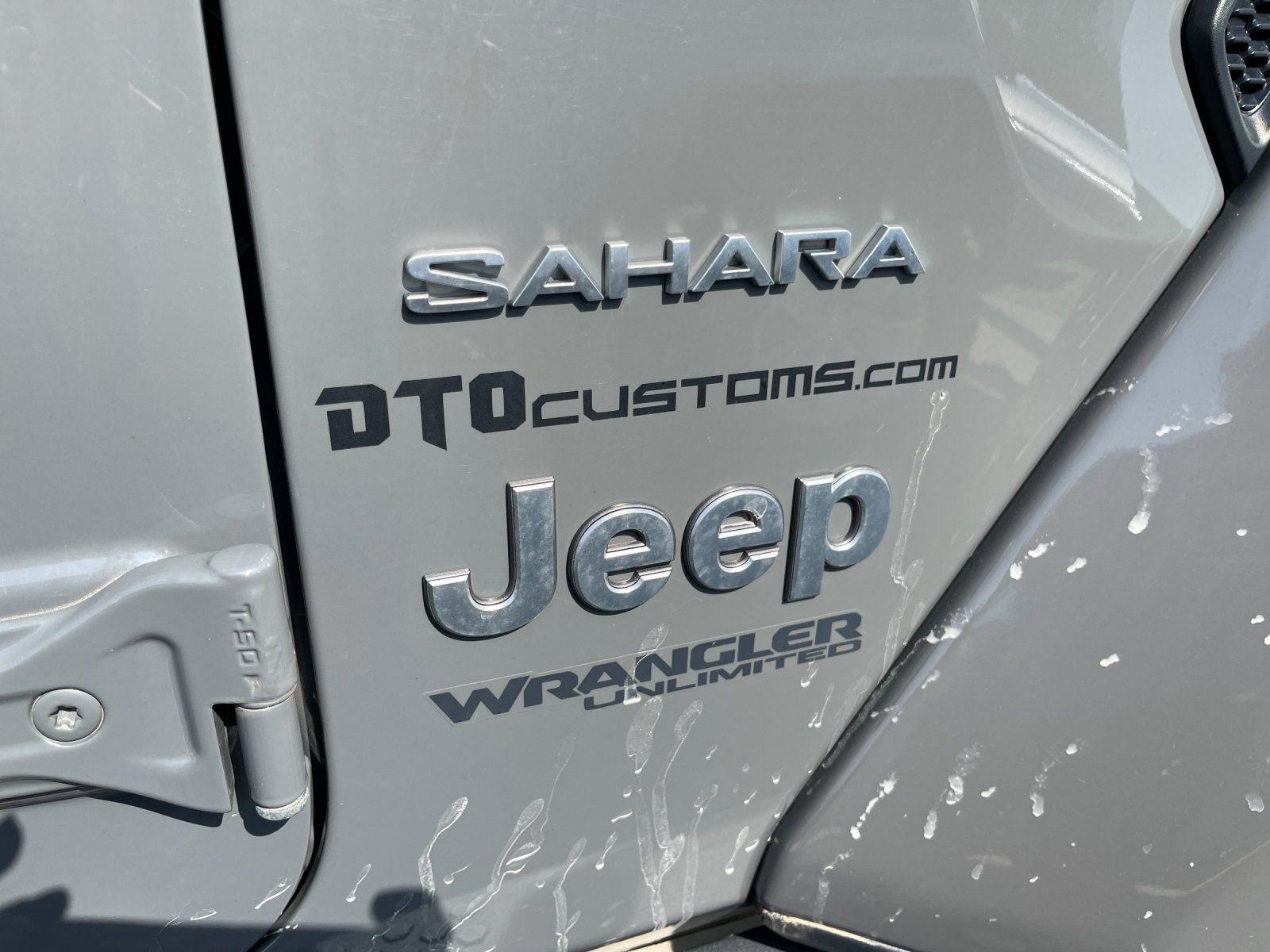 Used 2019 Jeep Wrangler Unlimited Sahara image 9