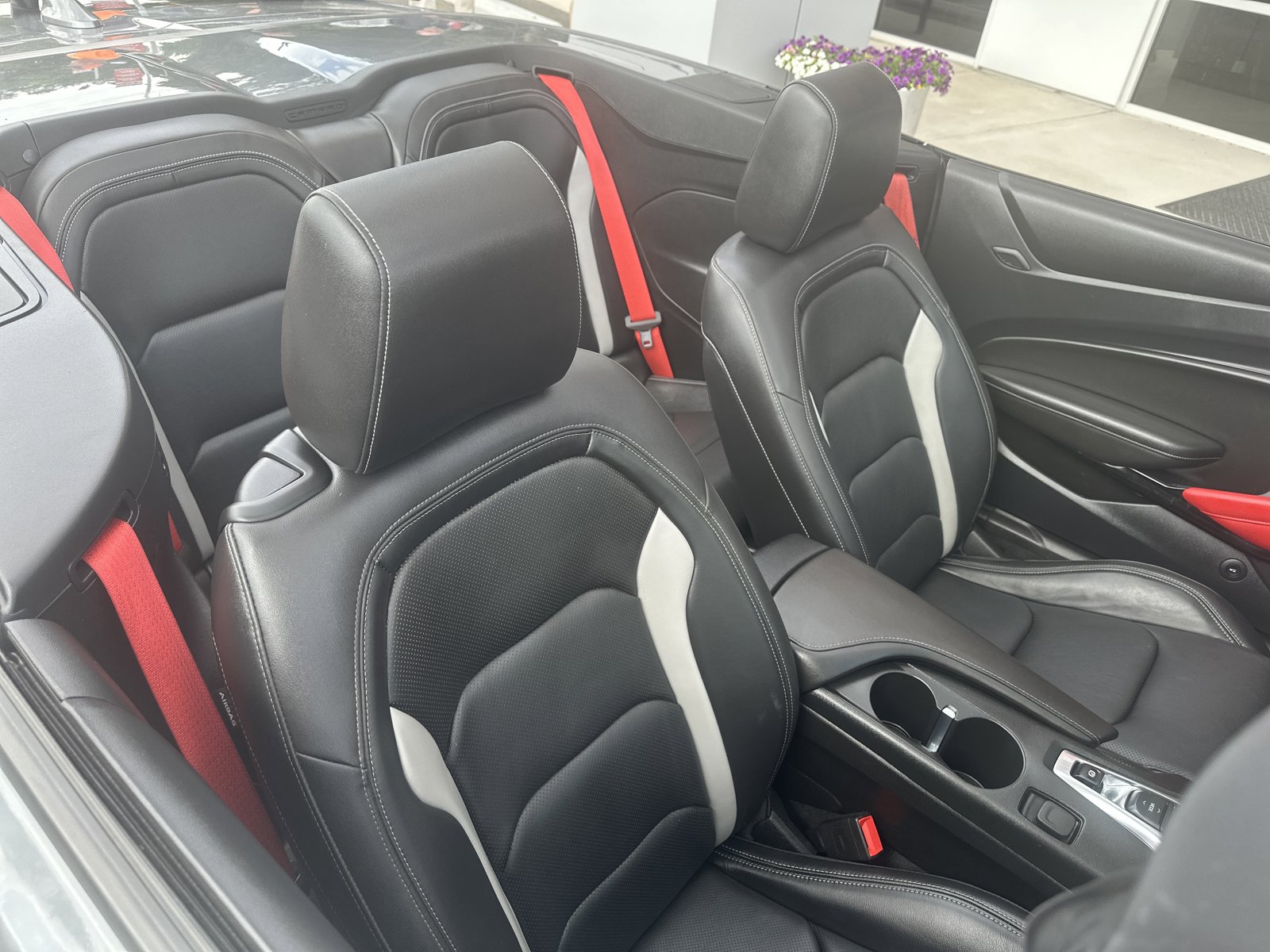 Used 2022 Chevrolet Camaro LT w/ Redline Edition RWD image 23