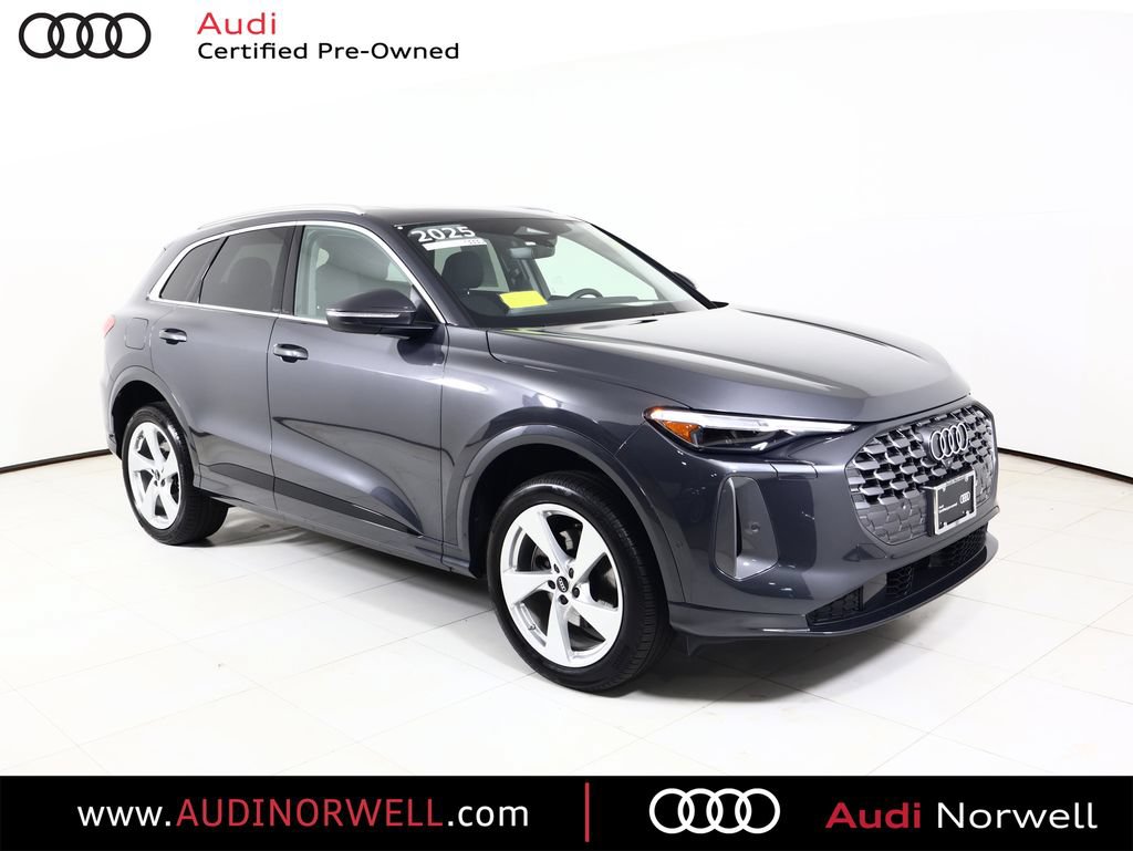 Certified 2025 Audi Q5 Premium w/ Premium Plus