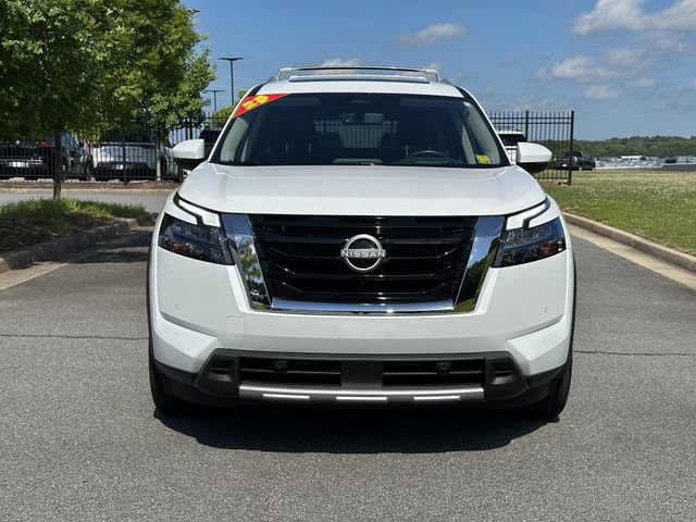Certified 2025 Nissan Pathfinder Platinum AWD/4WD image 2