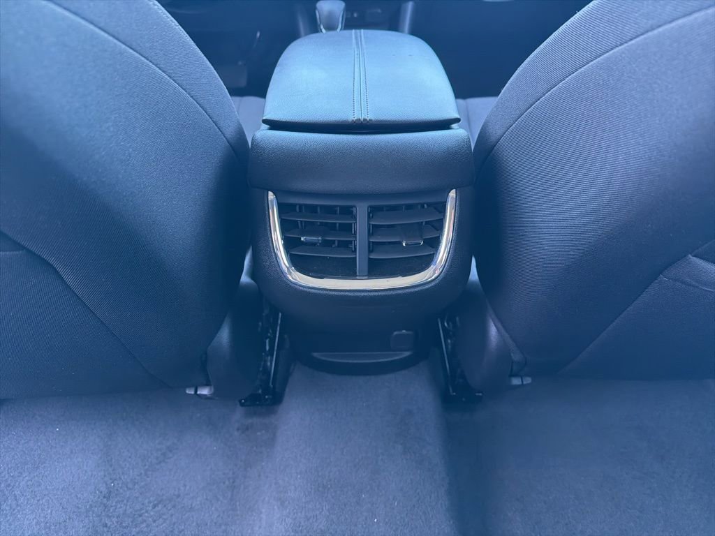 Used 2024 Chevrolet Malibu LT image 18