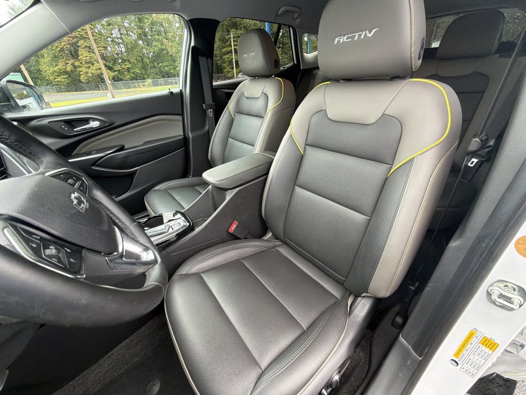 Used 2025 Chevrolet Trax ACTIV FWD image 20