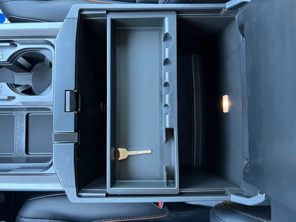 New 2026 Ford F250 Lariat w/ Chrome Package image 36