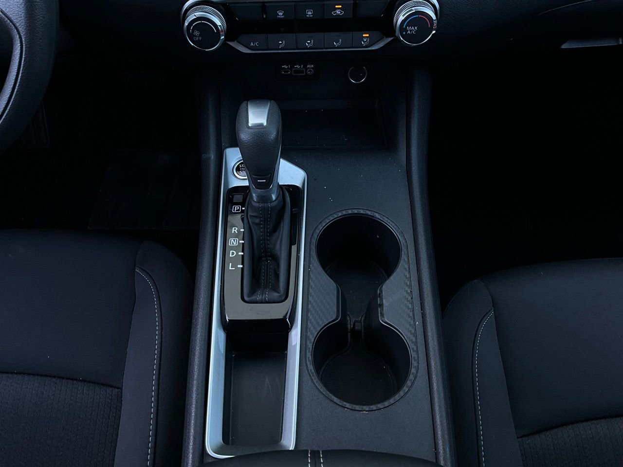 Used 2025 Nissan Altima 2.5 SV image 16