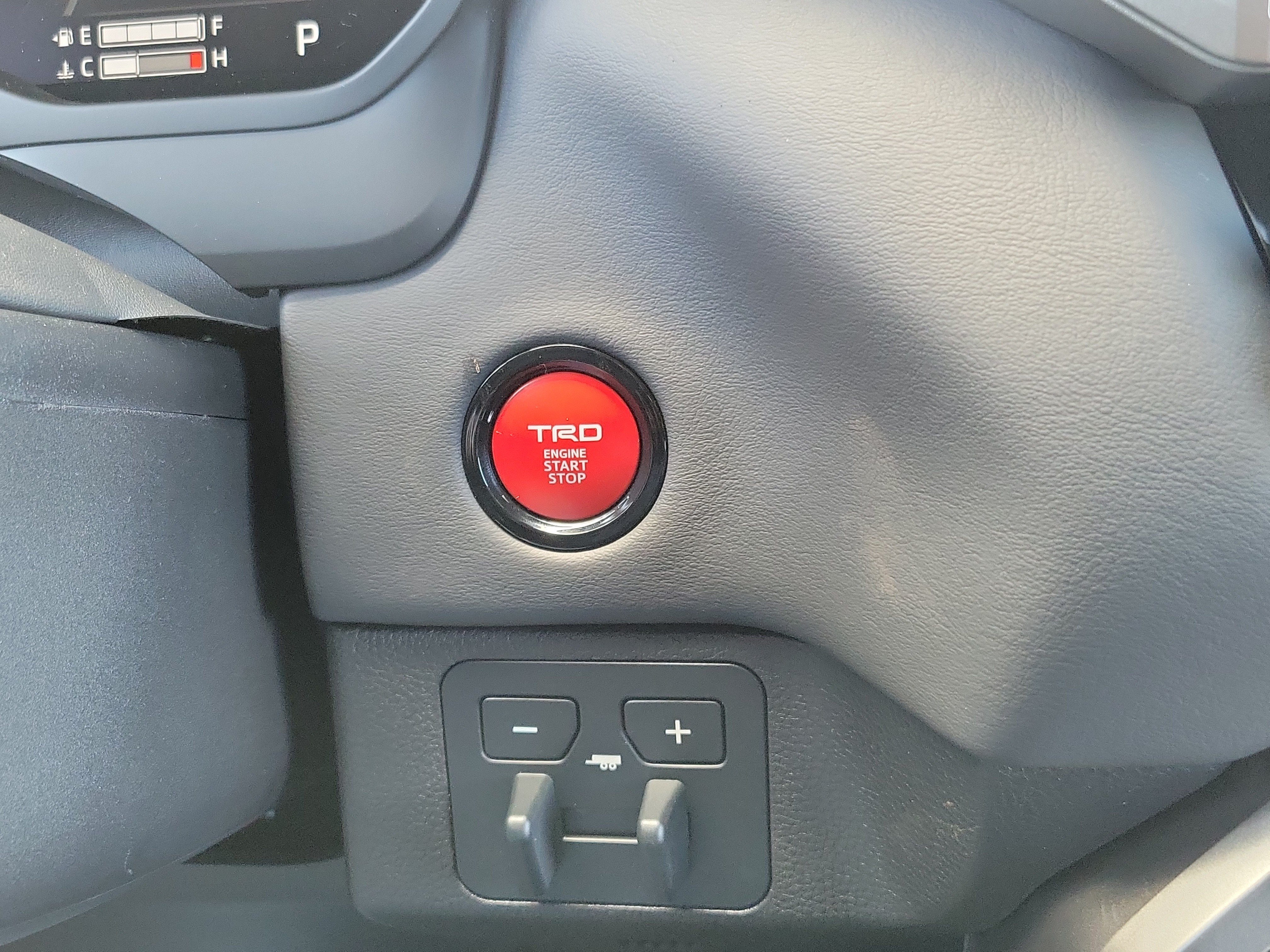 New 2026 Toyota Tundra Platinum AWD/4WD image 28
