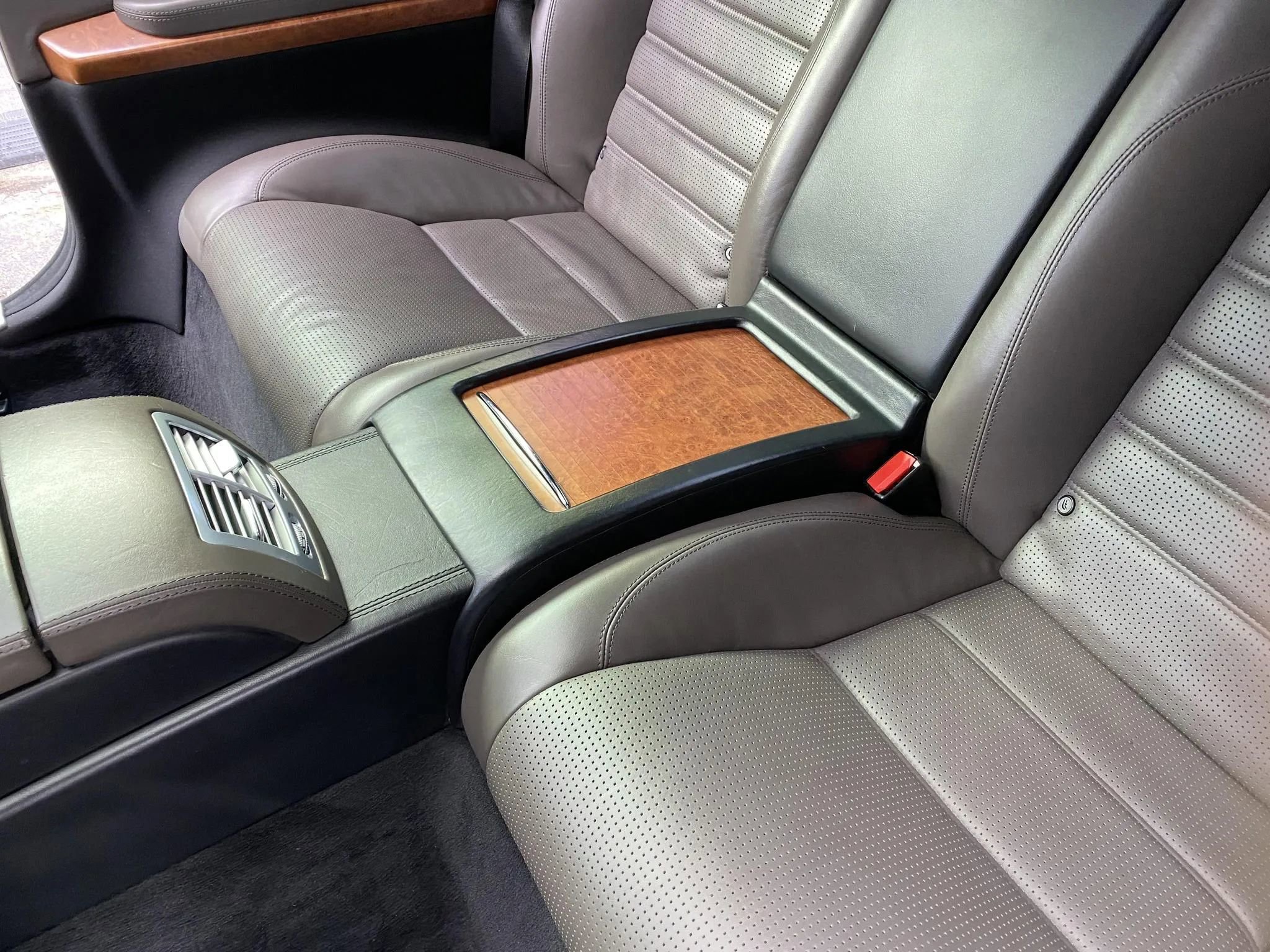 Used 2008 Mercedes-Benz CL 63 AMG image 16